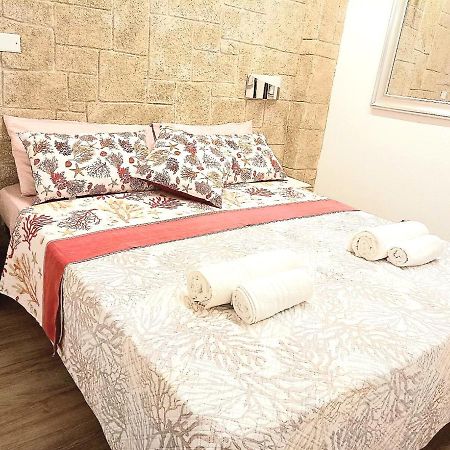 Maison Gioberti Alghero Bagian luar foto