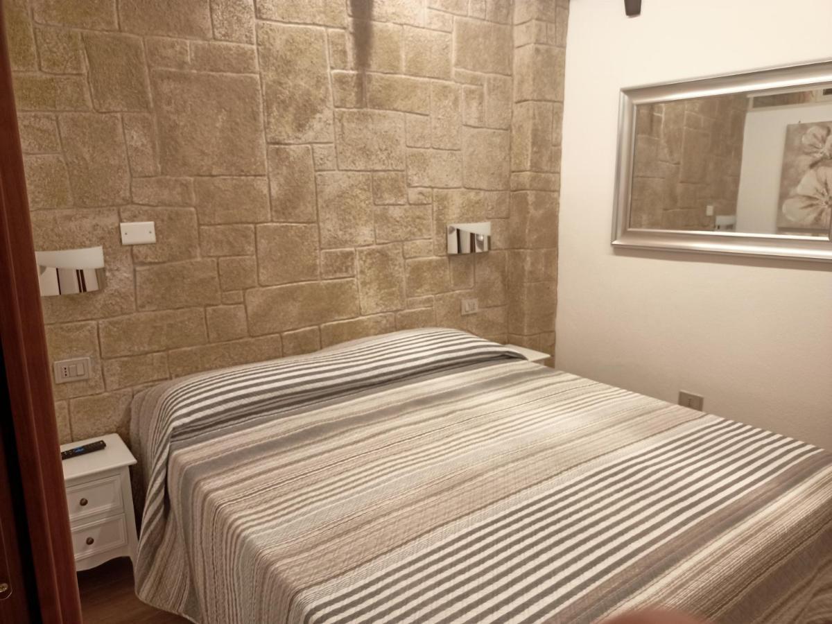 Maison Gioberti Alghero Bagian luar foto