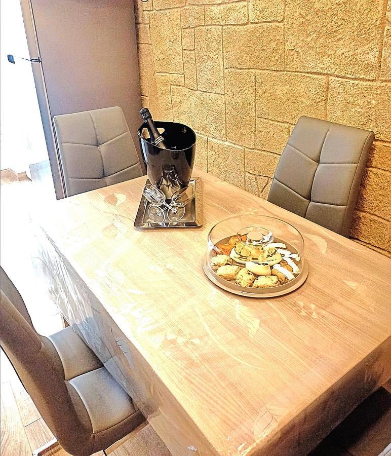 Maison Gioberti Alghero Bagian luar foto